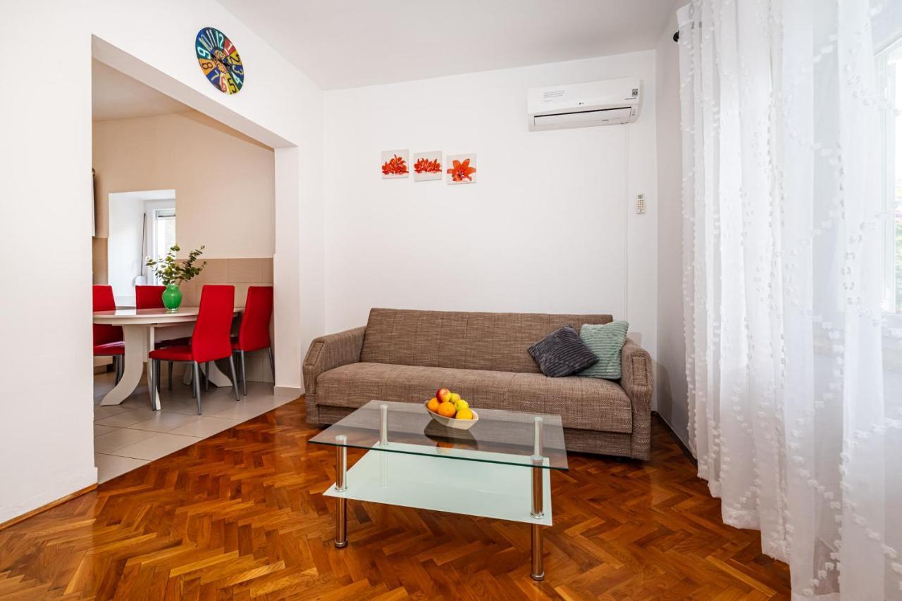 Apartment Eva Масленица Екстериор снимка
